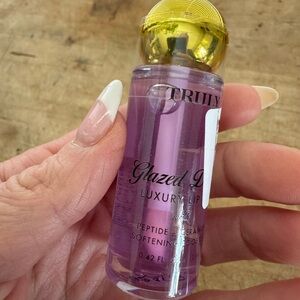 Truly Glazed Donut Luxury Lip Oil - NEW